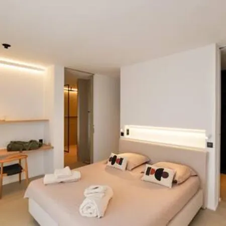 Wooden Horizon - Montagne 18 Pers Vakantiehuis *