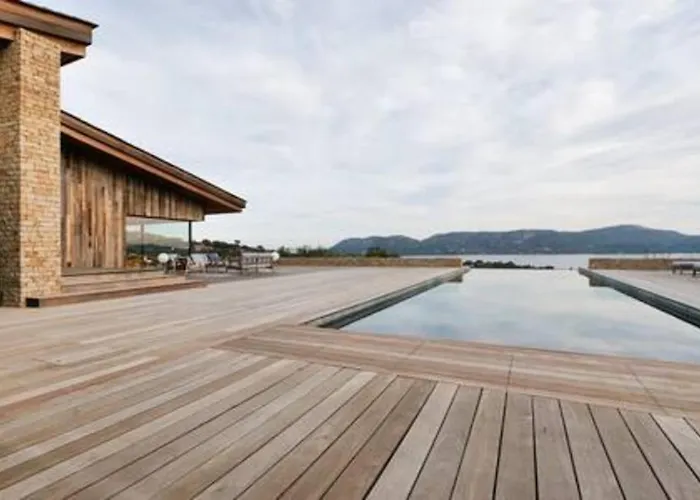 بيت للعطل Wooden Horizon - Montagne 18 Pers بورتو فيكشْيو